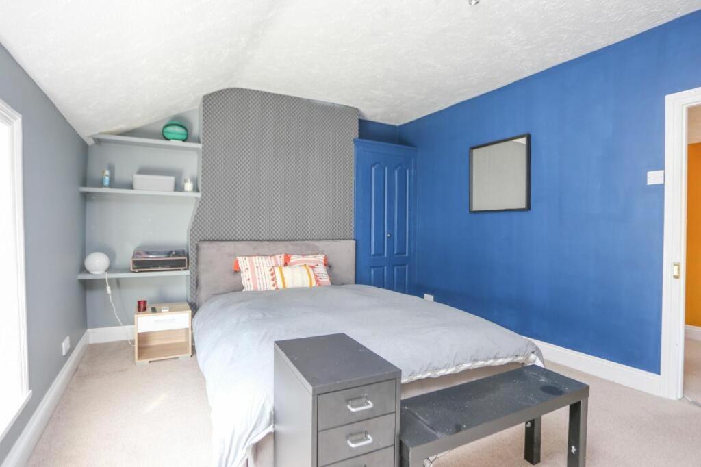 Southsea Historic Gem - Elegant Apartments พอร์ตสมัธ ภายนอก รูปภาพ